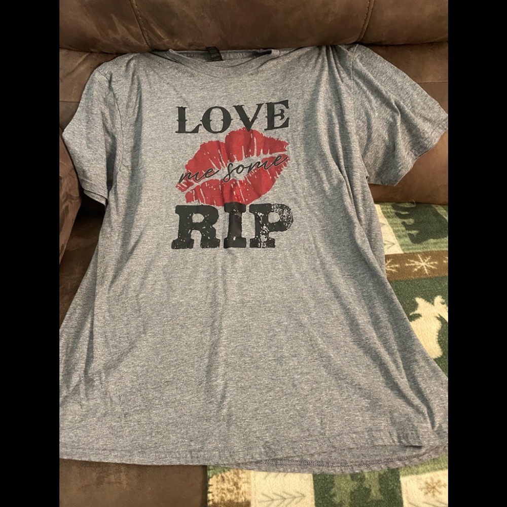 Yellowstone Rip T Shirt